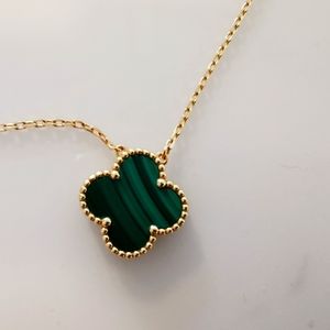 Van Cleef & Arpel VCA Vintage Alhambra Pendant